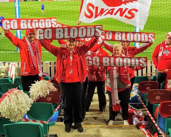 At the Game Go Bloods Hand Banner & Cheers Squad